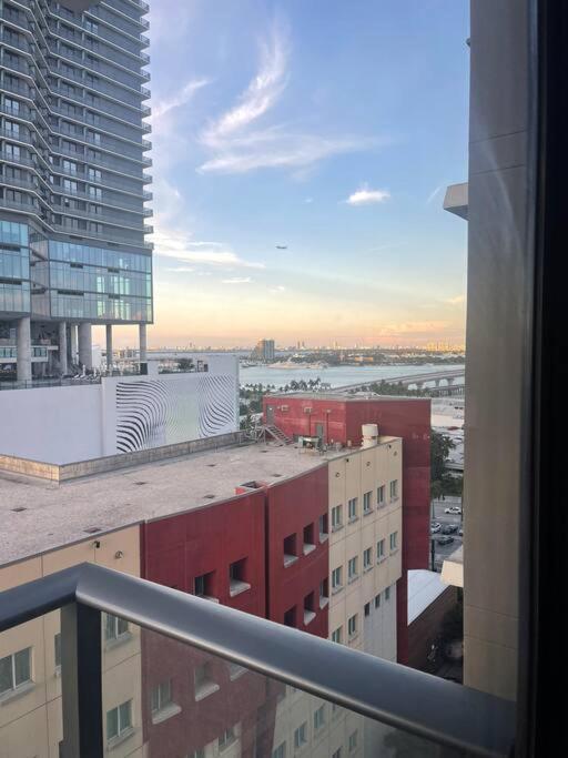 Vibrant Studio Downtown Miami Appartement Buitenkant foto
